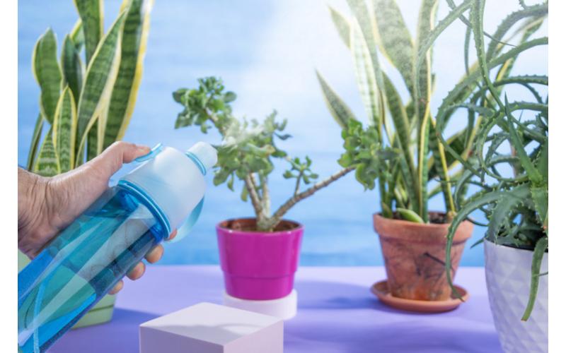 Bidon ze zraszaczem SPRAY 600 ml
